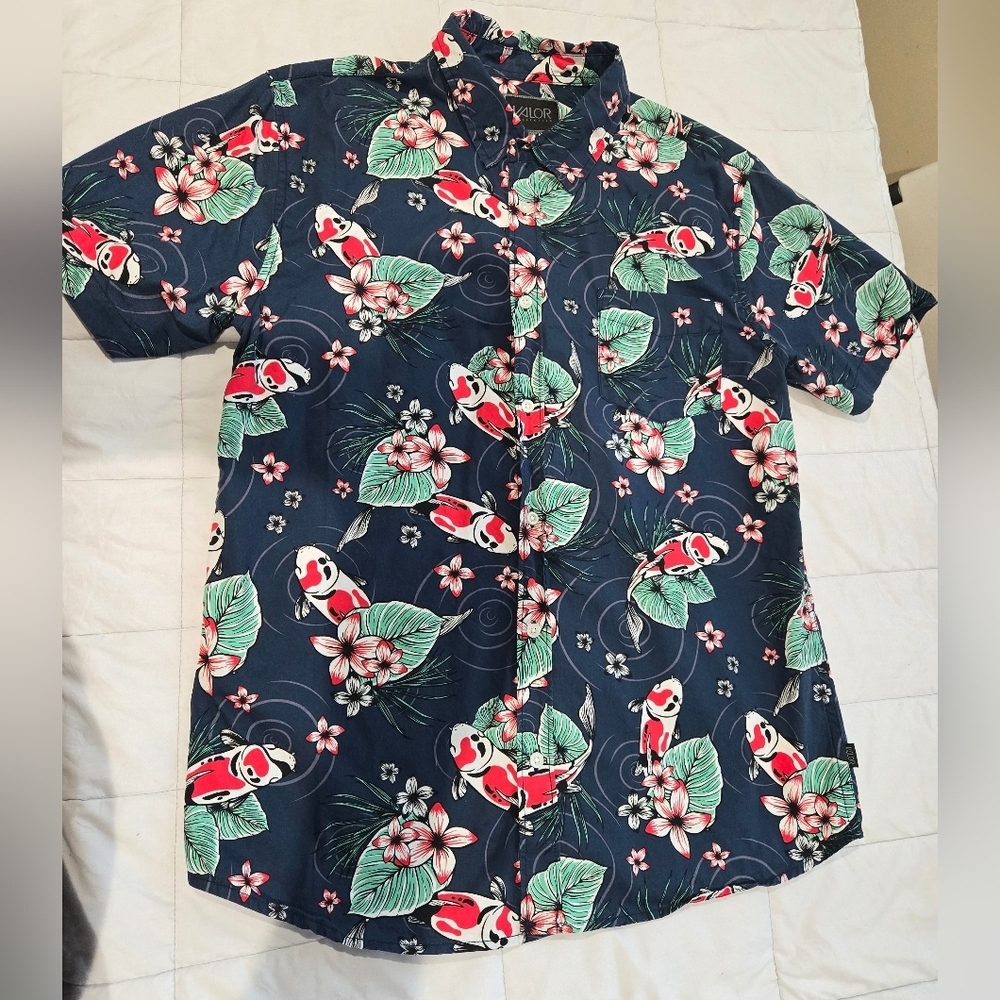 Valor Navy Blue Catfish Print Men's Shirt Size M Hawaiian Style